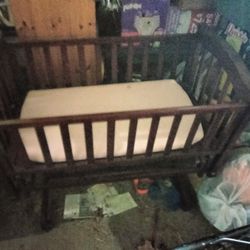 Wooden Rocking Baby Crib