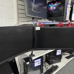 Both monitors with Pc and keyboard w mouse 