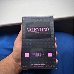 Valentino Born in Roma Intense 100ml