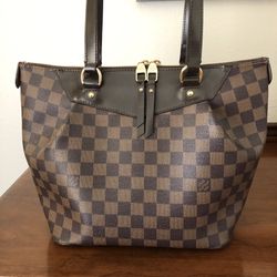 Westminster Shoulder Bag