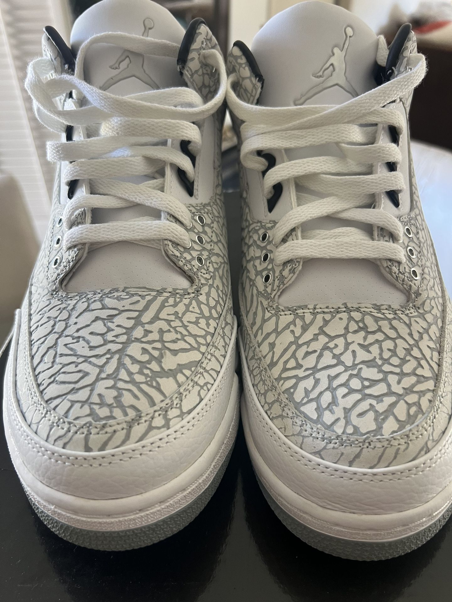Air Jordan Retro 3 Flip
