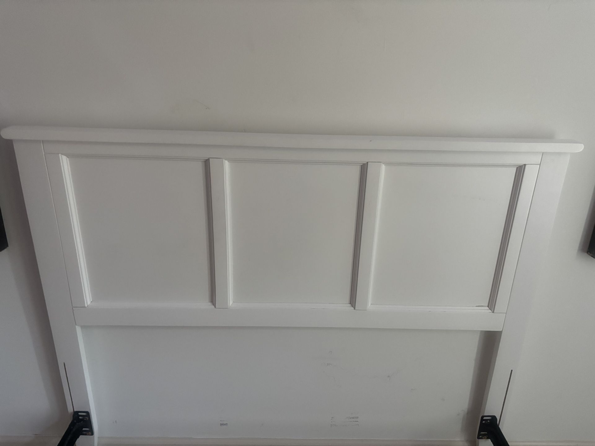 Headboard - Rails - Box Spring (s) - Full bed - Queen
