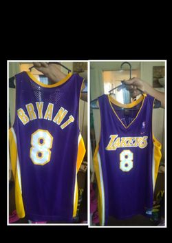 Men's Kobe jersey size large