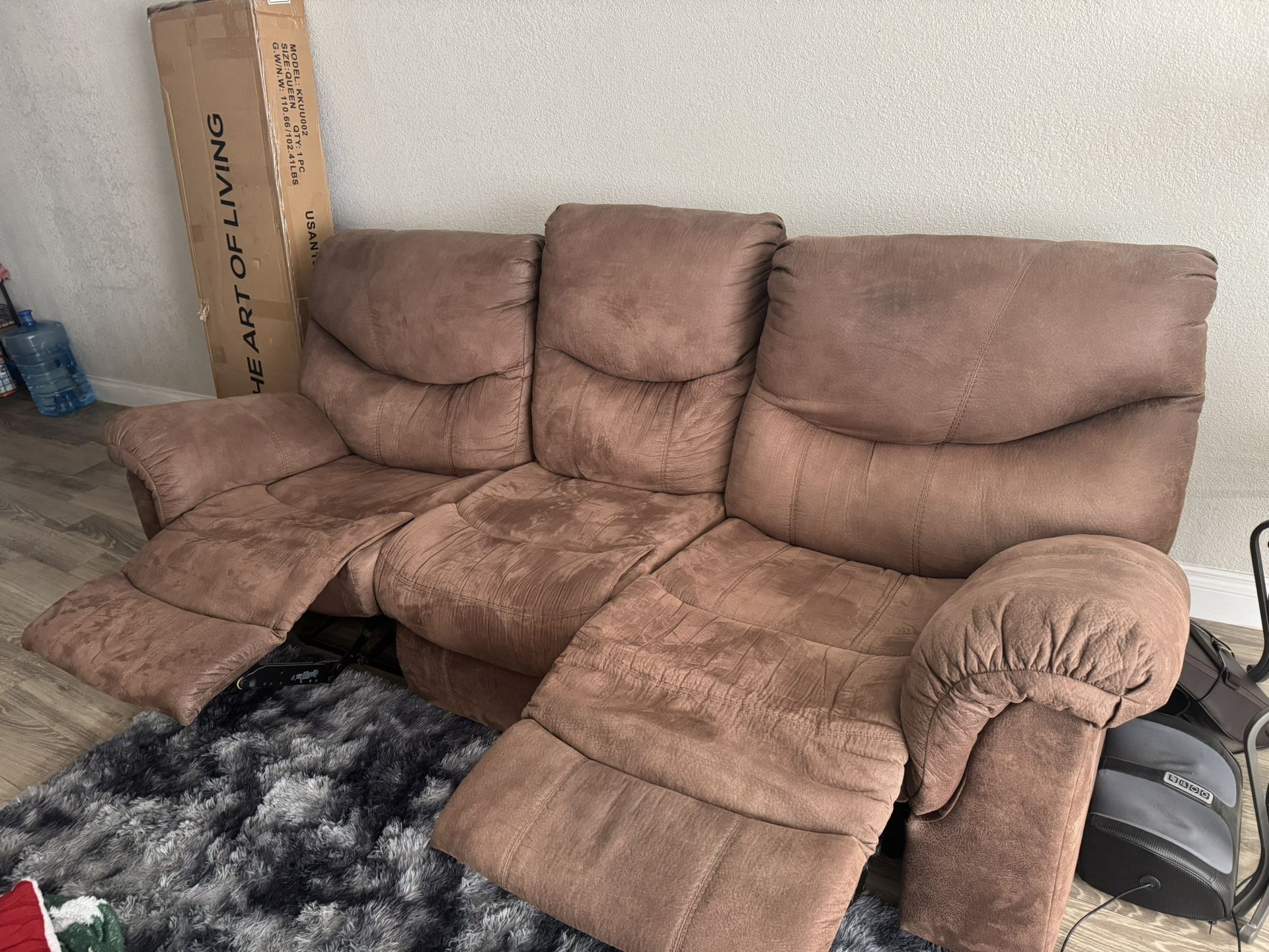Recliner & TV