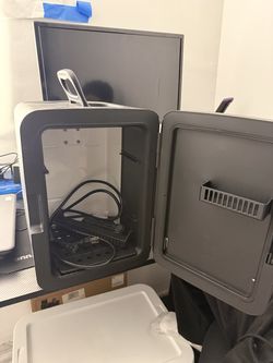 Mini fridge