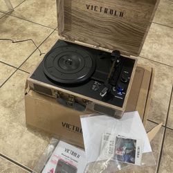 Speaker Victrola
