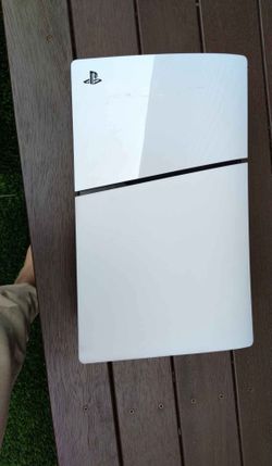 Play Station 5 (PS5)