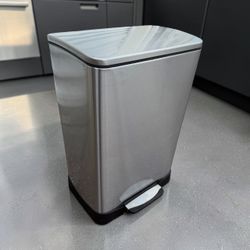 Stainless Steel Double Trash Can - EKO 28L/18L Dual Recycling Bin. Great Condition 17x12x25in