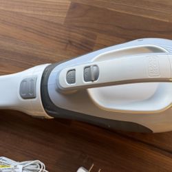 BLACK and DECKER Dustbuster Cordless Hand Vacuum