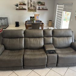 Couch / Sofa