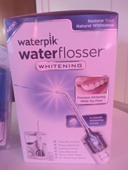 WATERPIK WATERFLOSSER WHIGHTENING KIT