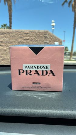Prada Paradoxe