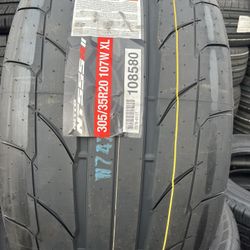 305/35/20 Nitto R2
