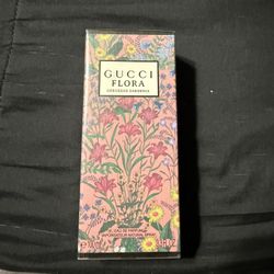 Gucci Flora Perfume 