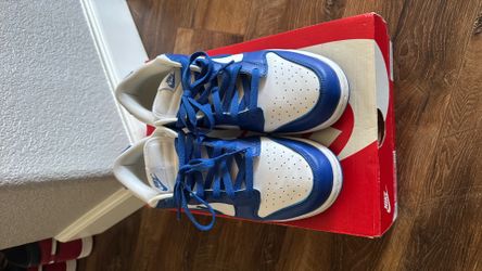 Nike Dunk Low “Kentucky” Size 9.5
