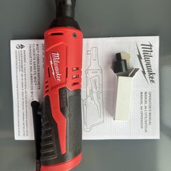 Milwaukee M12 Ratchet
