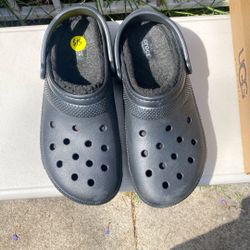 Crocs Size 10 Men/12 Women