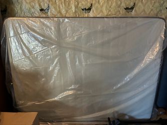 Standard Queen Mattress (New)