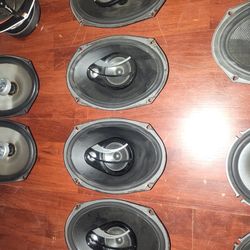 2 pairs of 6x9 hertz speakers