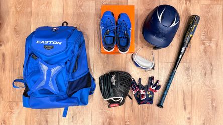 65% OFF youth baseball complete kit  (used)