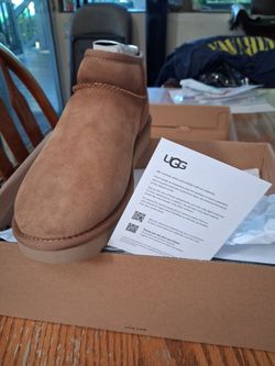 UGG women's classic ultra minis