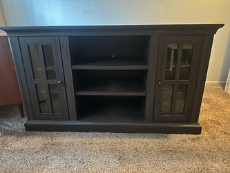 Entertainment center