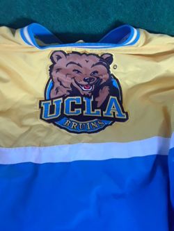 UCLA Bruins pull over size XL great condition