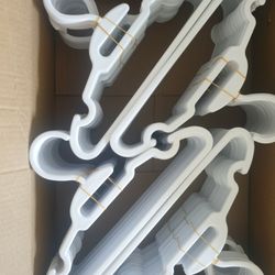 Pickup From LebanonTN 37087.Brand New 120 Pc Kids Hangers 
