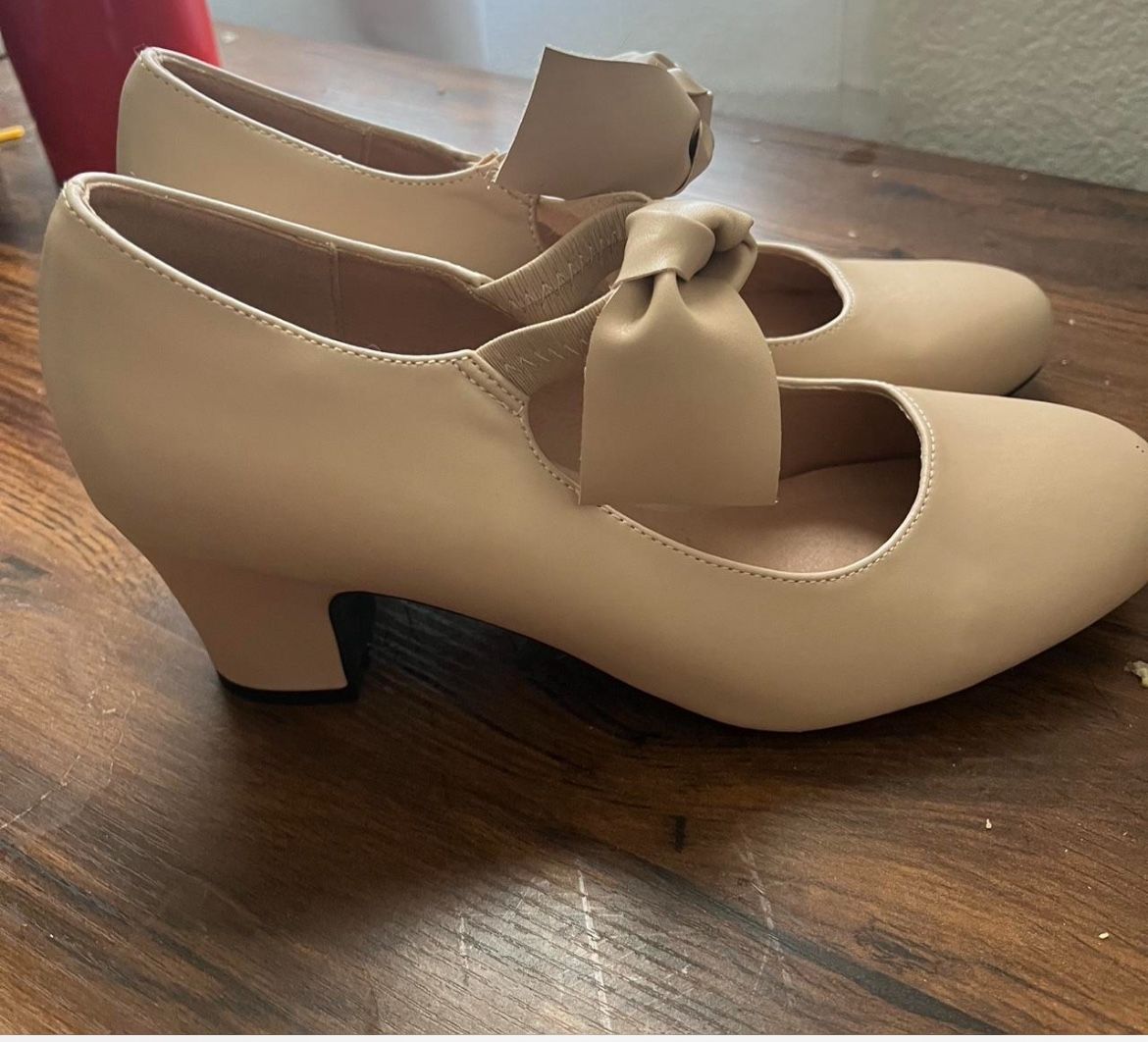 Cream And Pink Ballet Flats With Bow