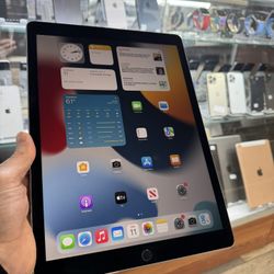iPad Pro 12.9 Cellular Sim  Unlocked 