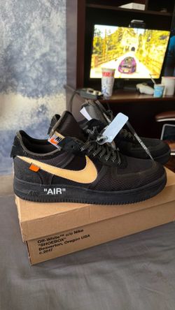 Off white Air Force 1 black 10.5