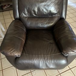 2 Lazy Boys Ok Condition NICE CHAIRS . Not Free