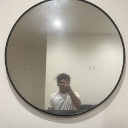 Circle Mirror 
