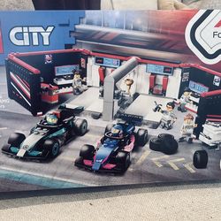 Lego F1 Garage & Mercedes-AMG &Alpine  Cars #60444