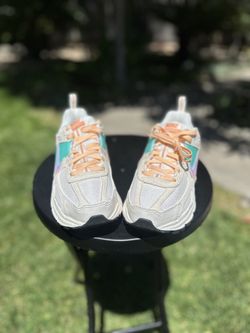 Nike Zoom Vomero 5 ( Big girls )