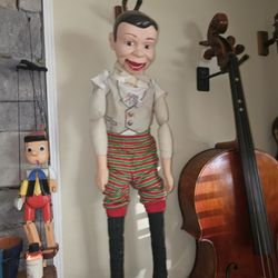 Charly MacArthur Doll