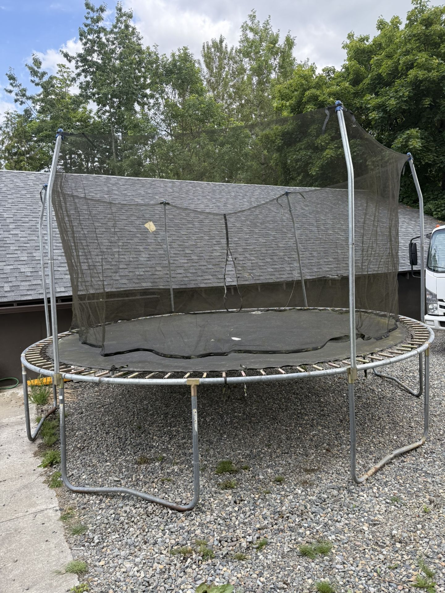 Trampoline