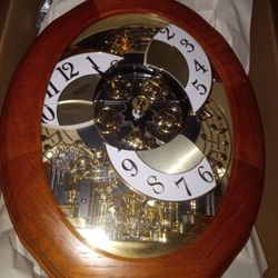 Rhythm Clock Top Of The Line 