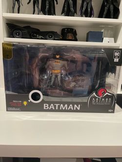 McFarlane DC Multiverse Batman Animated Skyline