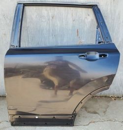 2017 -2021 HONDA CRV CR-V LEFT REAR
DOOR USED OEM. NC