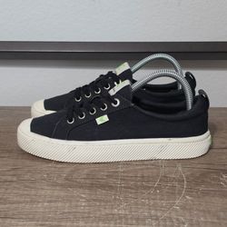 Cariuma OCA Low Women's Shoes Size 7.5
