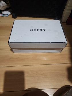 GUESS BECKIE (Black)