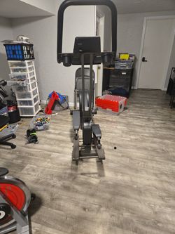 Elliptical Machine 