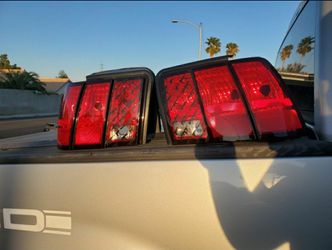 99-04 Mustang Taillights