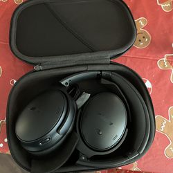 Ultra Quite Bose Headset