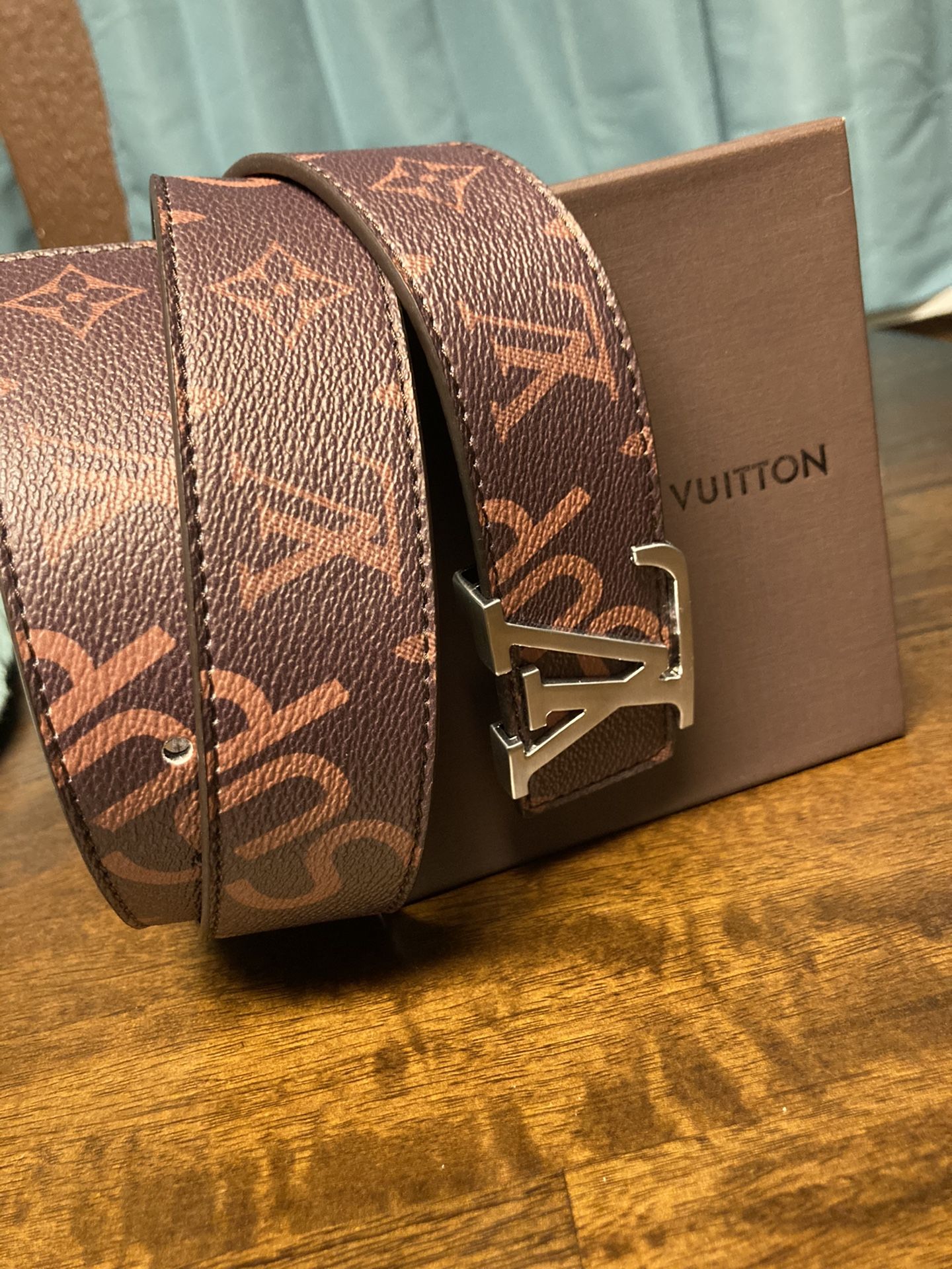 Supreme Belt L~V Nice