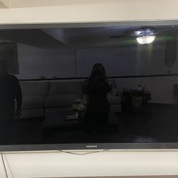 Samsung 65” Flat Screen Tv