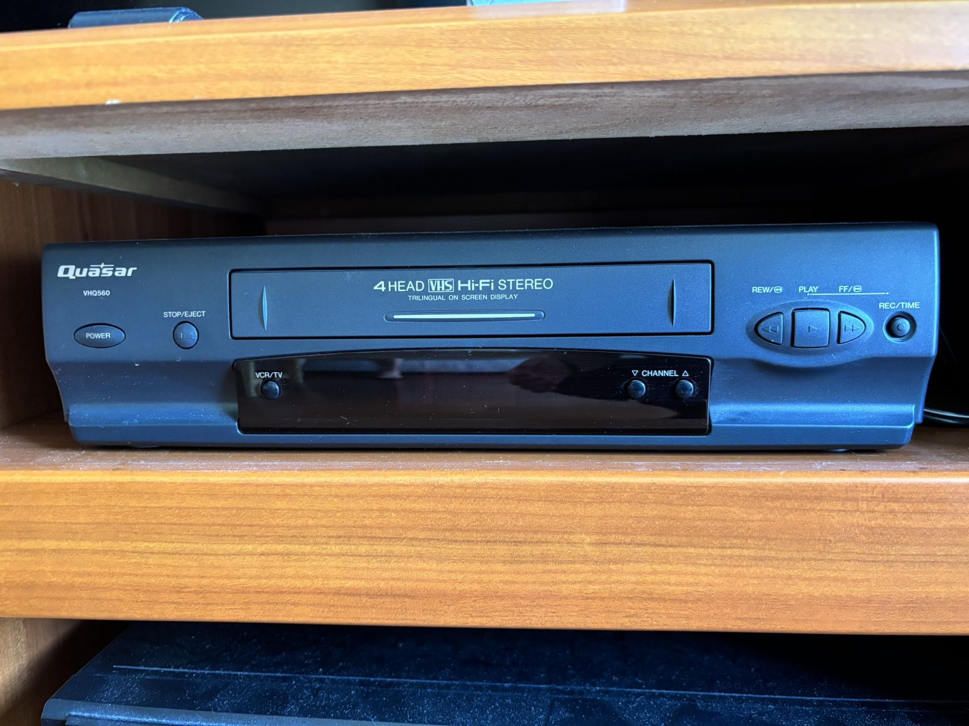 Quasar 4 Head VHS HIFI stereo