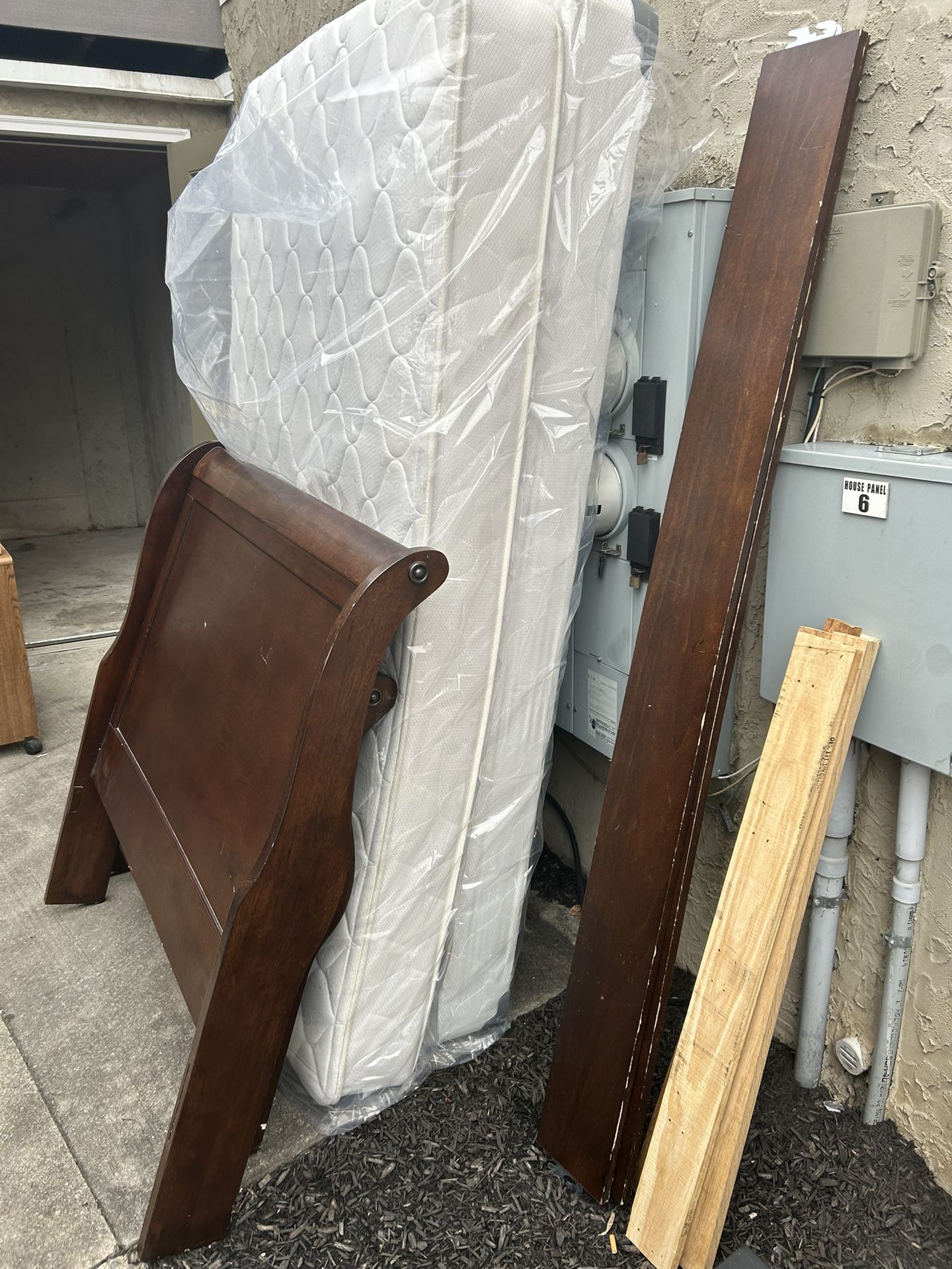 Twin Bed With Box Spring And Mattress