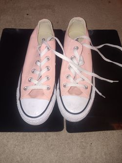 Girls converse size 6